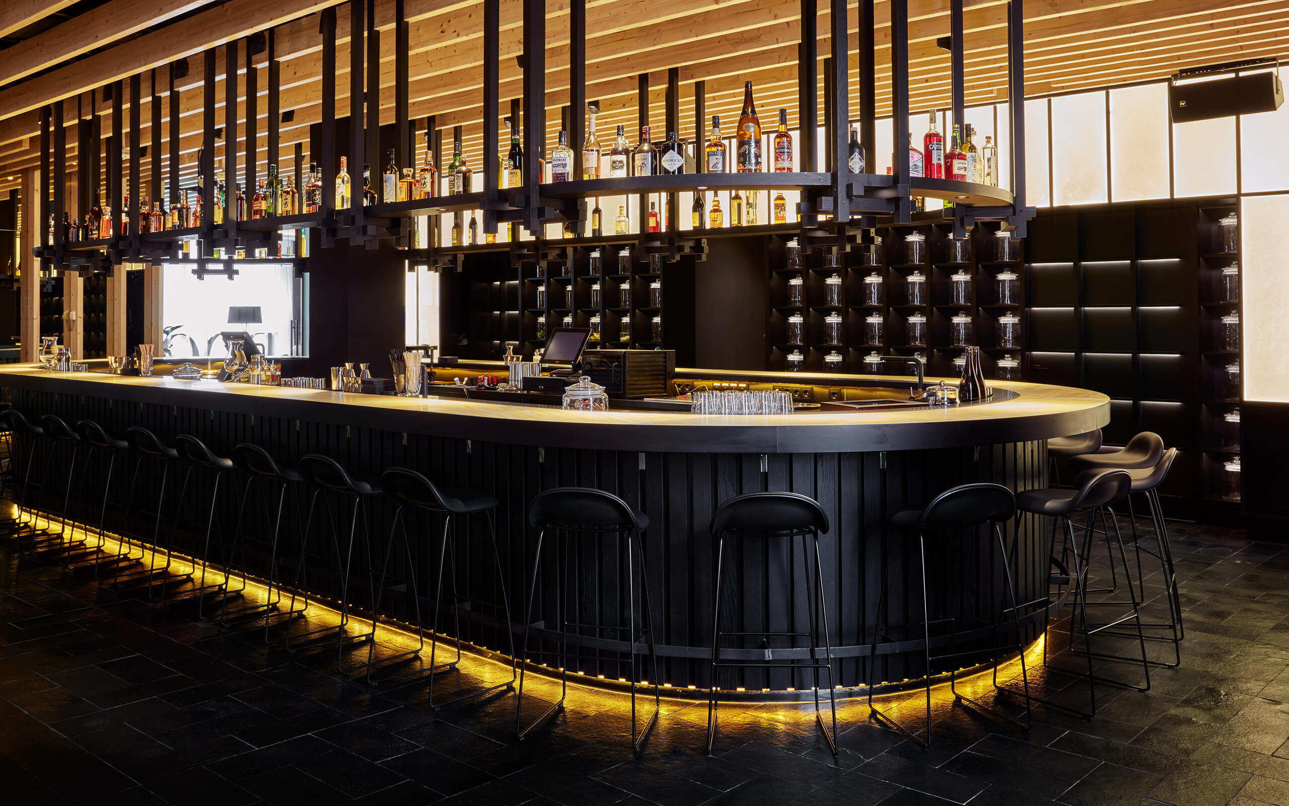 Roomers Bar | Top Bars in München | Mr. München | Foto: Roomers Bar Roomers Bar | Top Bars in München | Mr. München | Foto: Roomers Bar