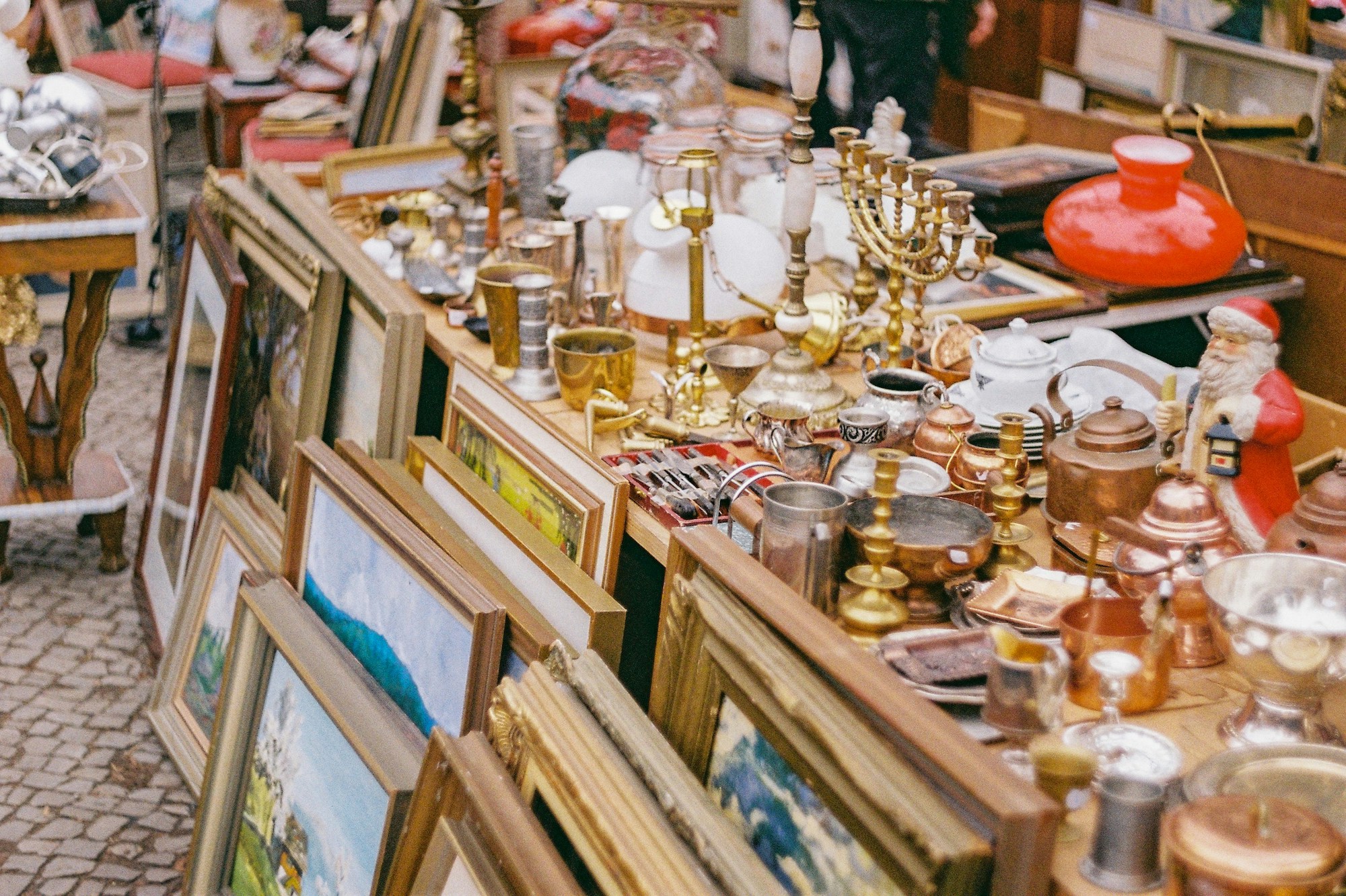 Top Flohmärkte in München | Mr. München | Foto: Nikola Duza / Unsplash