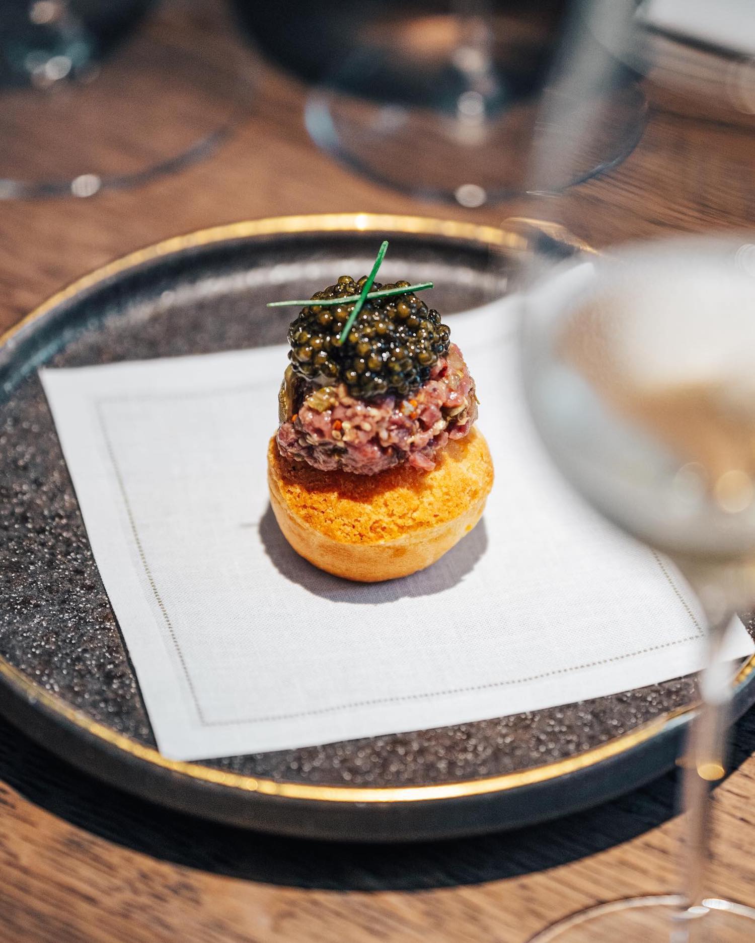 Brothers | Top Sternerestaurants in München | Mr. München | Foto: Brothers Brothers | Top Sternerestaurants in München | Mr. München | Foto: Brothers