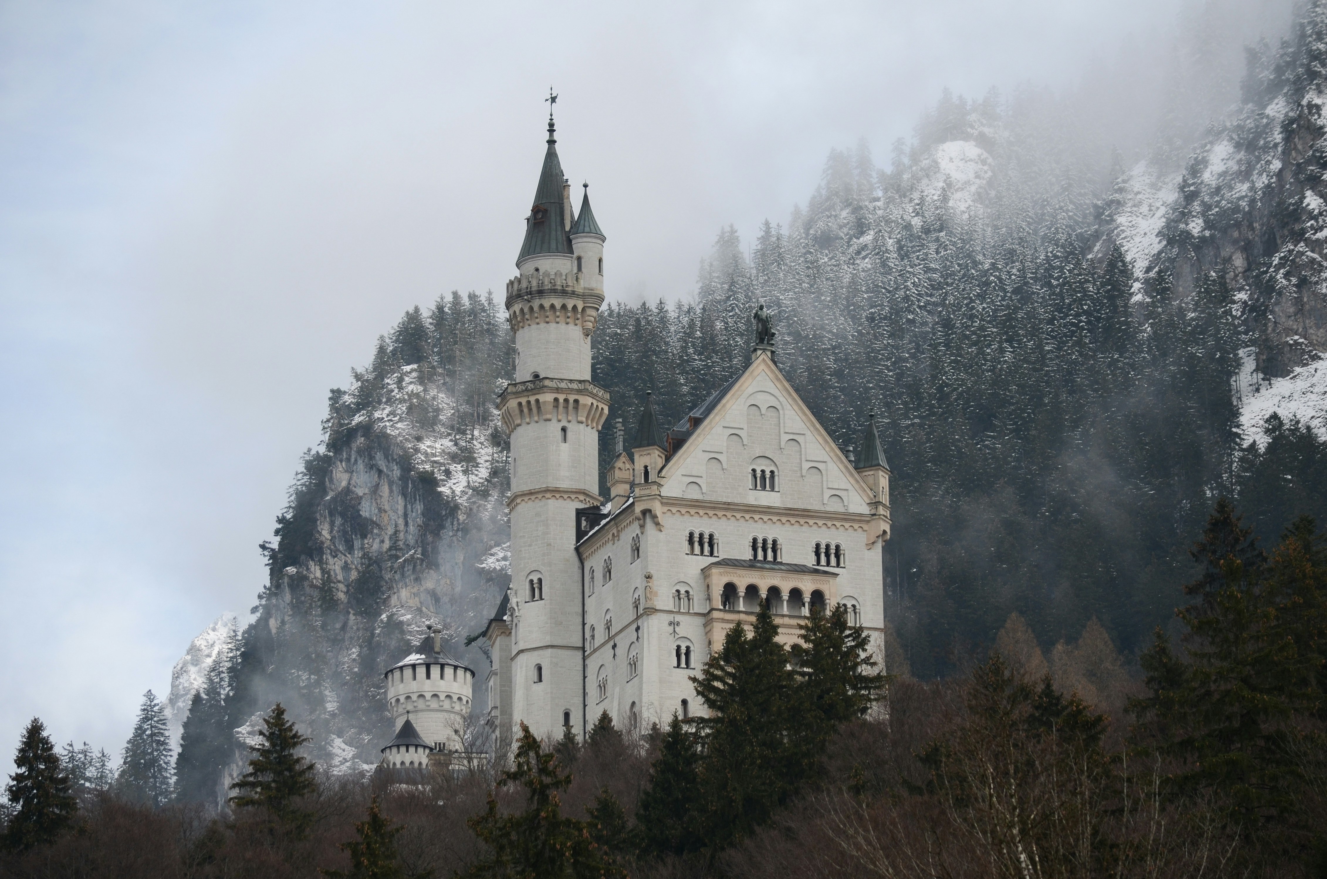 Schloss Neuschwanstein | Top Schlösser in München | Mr. München | Foto: Unsplash / Anelale Najera