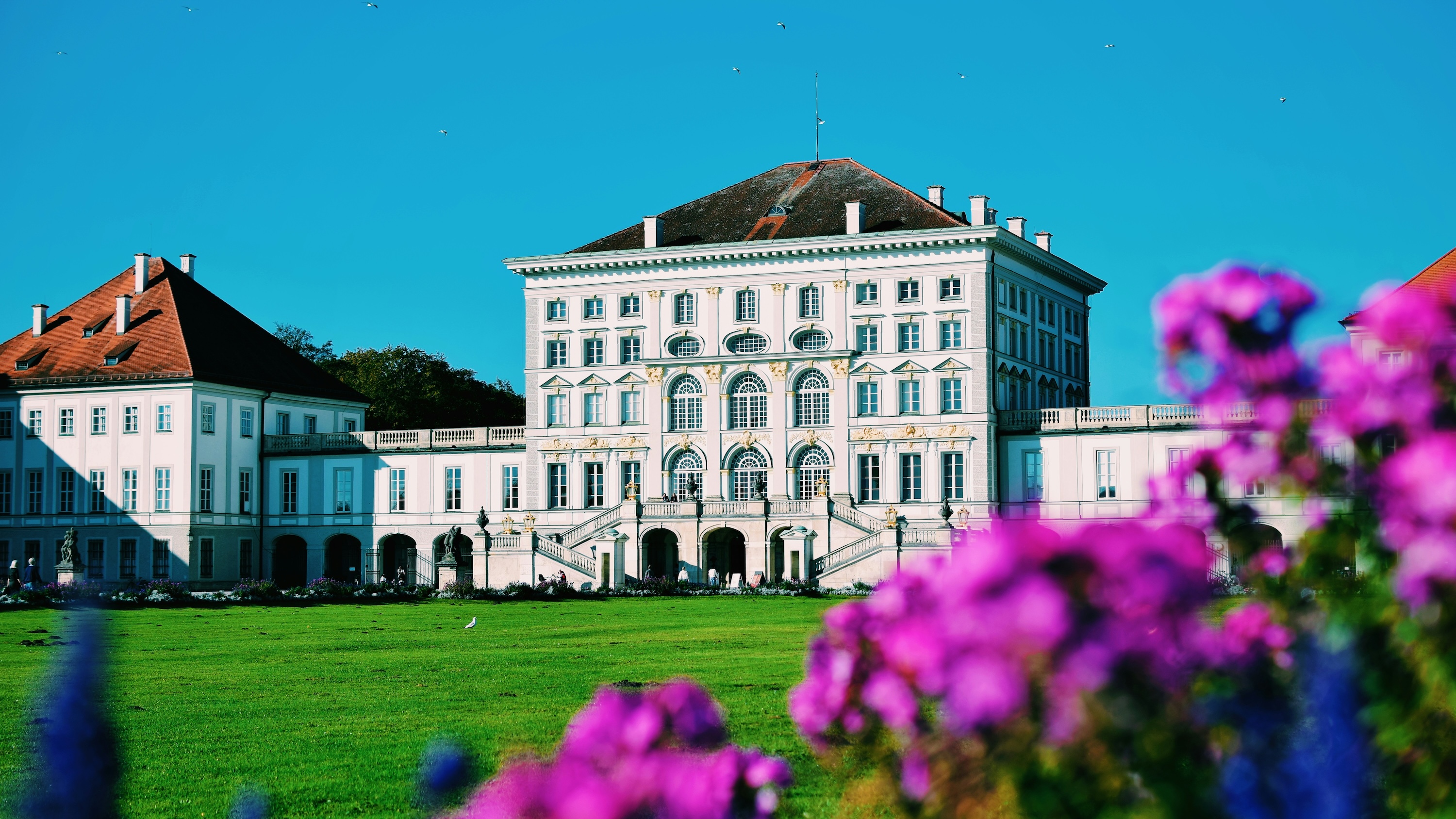 Schloss Nymphenburg | Top Schlösser in München | Mr. München | Foto: Unsplash / Stefan Cosma Schloss Nymphenburg | Top Schlösser in München | Mr. München | Foto: Unsplash / Stefan Cosma