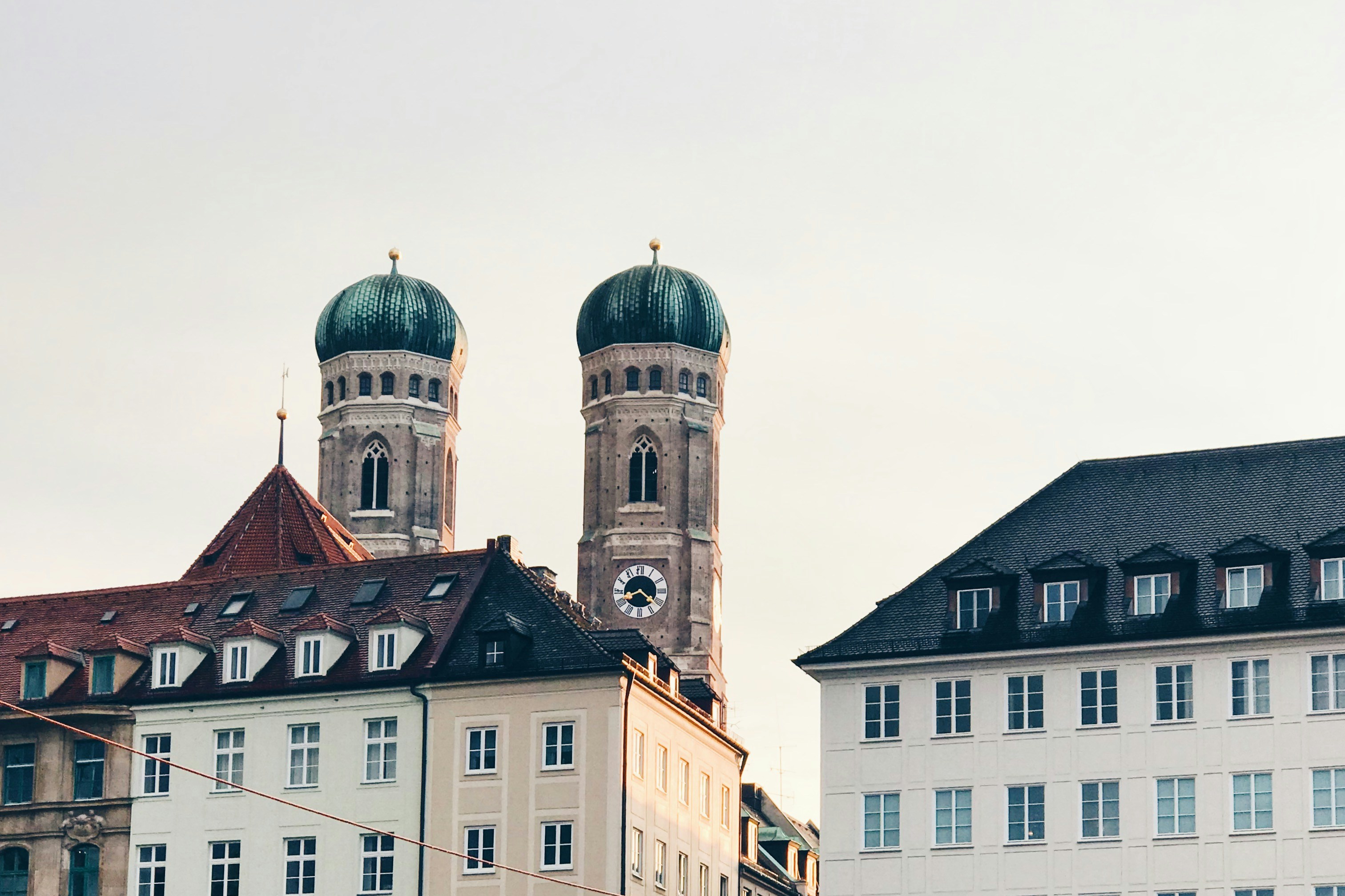 Frauenkirche | Top Sehenswürdigkeiten in München | Mr. München | Foto: Unsplash Frauenkirche | Top Sehenswürdigkeiten in München | Mr. München | Foto: Unsplash
